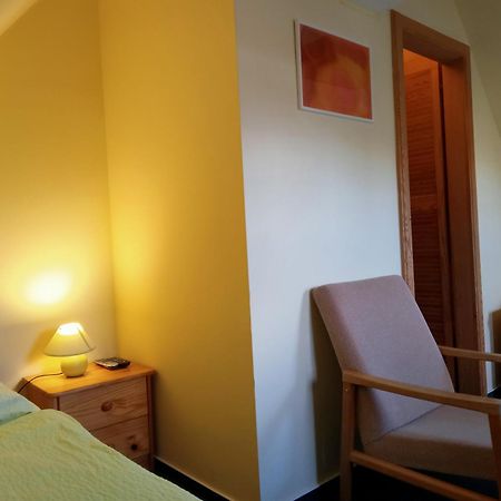 Hotel U Zeleneho Stromu - Zum Gruenen Baum Hřensko Kültér fotó
